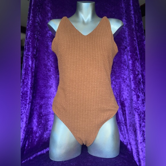 One Piece Swimsuit AUL NWOT - Picture 5 of 6